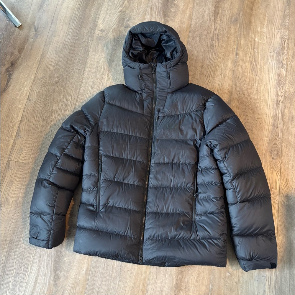 Men's Black Puffer Jacket
